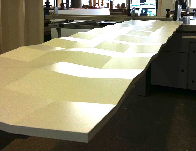 Hofbogen ondernemer: Elok, meubelmaker, tafel